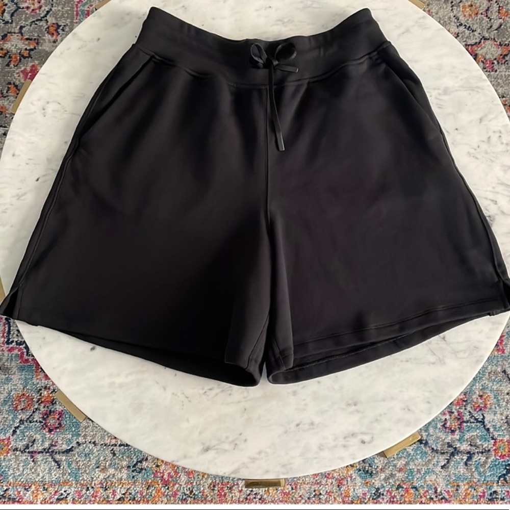 Lululemon High Rise Scuba Shorts